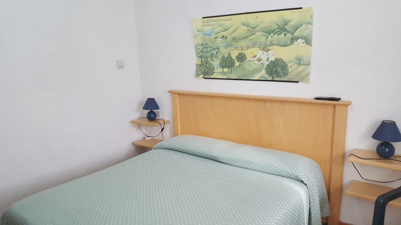 La Vallata Villa Rovieto ภายนอก รูปภาพ